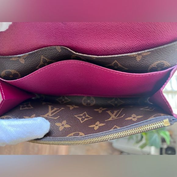 💯 AUTH Louis Vuitton monogram Emily wallet on chain - Picture 10 of 12